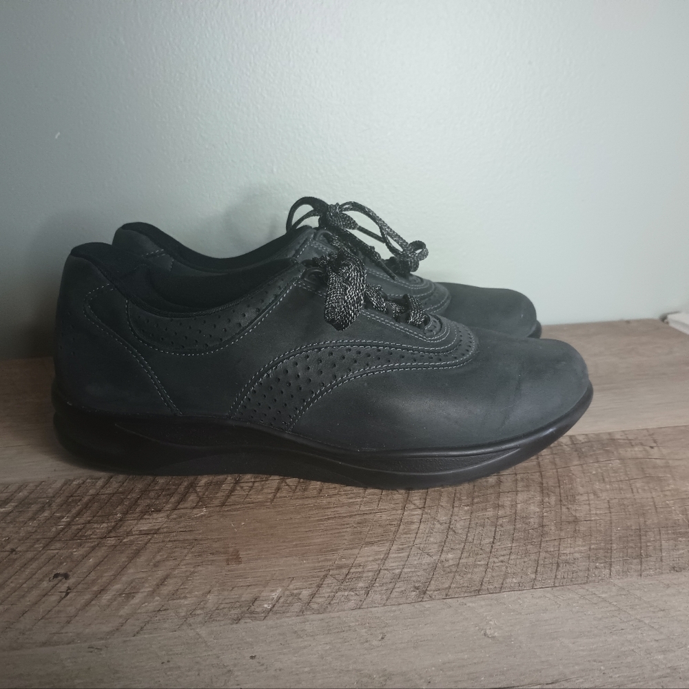 Sas Walk Easy Sneakers Nubuck Leather Charcoal Womens 8.5 Narrow Comfort Nursing